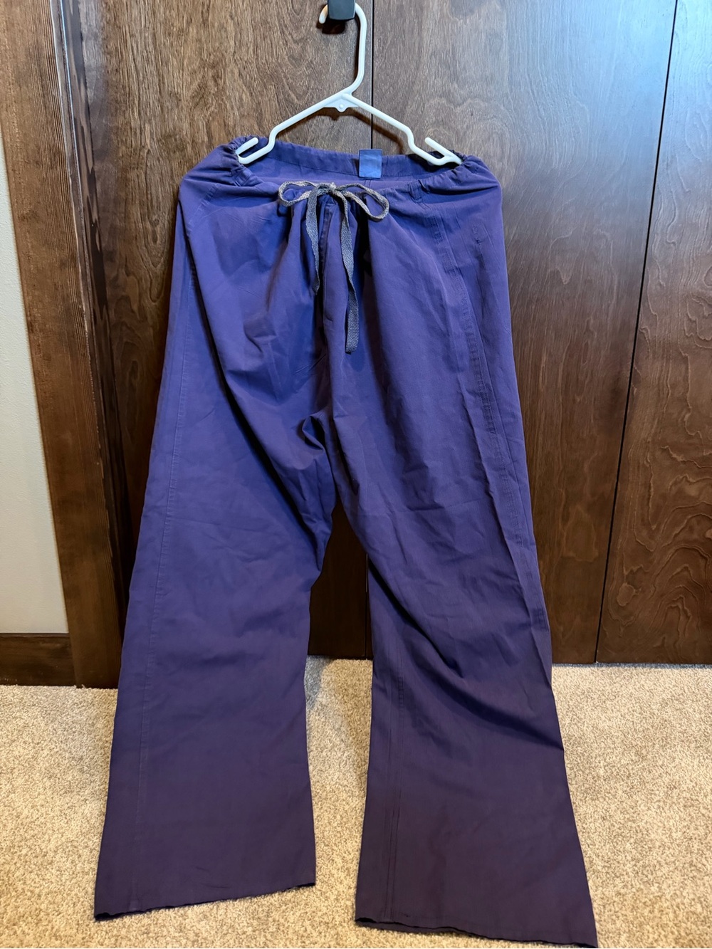 Women’s Hospital Scrub Pants In Purple